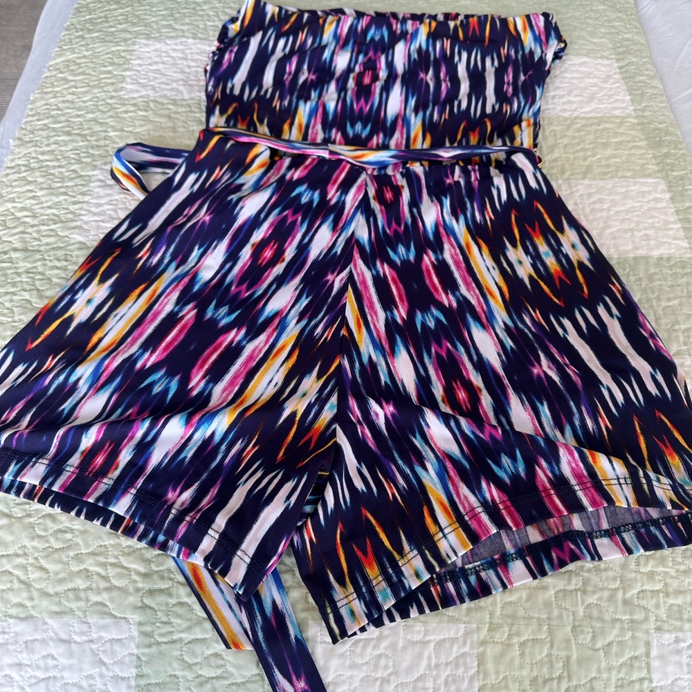 Veronica M XS strapless stretch romper NWOT